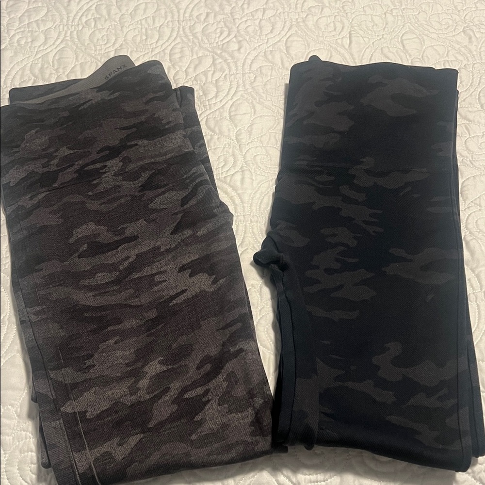 SPANX Dark Camo Leggings Set size Medium